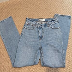 A&F 90s slim straight ultra high rise jeans